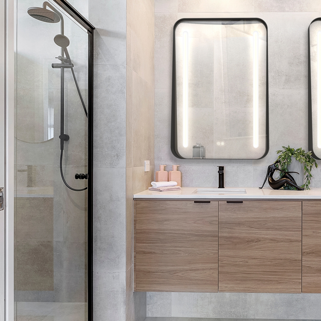 Ledge™ Curve Illuminated Mirror image 5