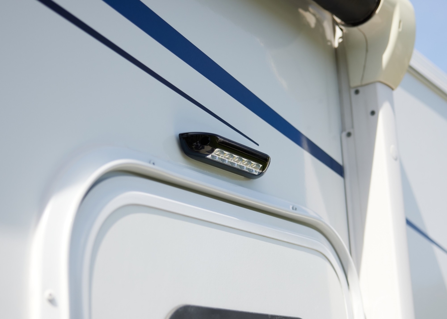 Powerful Illumination with Functional Lighting